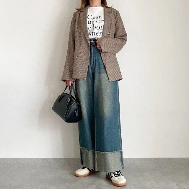 チェック柄ジャケットデニムコーデ