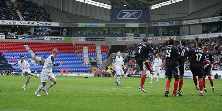 中田英寿氏のフリーキック、27歳現役日本代表選手が驚く！「このゴールは見たことなかった」