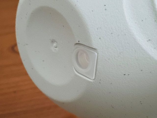 セリア 吊り鉢 底に水栓付き