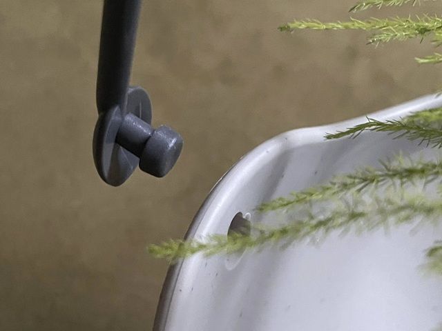 セリア 吊り鉢 吊りバーは取り外し可能