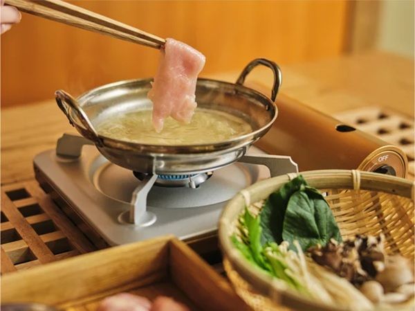 【東京都港区】新スタイルの鶏焼き肉専門店『鶏焼き肉 囲』に2種類の鍋メニューが新登場！