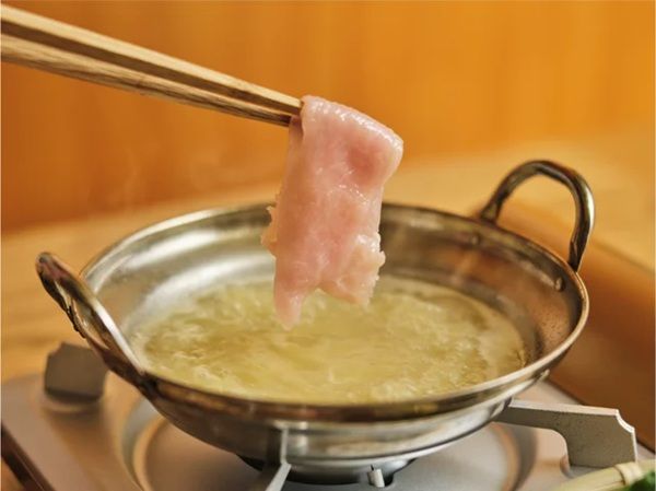 【東京都港区】新スタイルの鶏焼き肉専門店『鶏焼き肉 囲』に2種類の鍋メニューが新登場！