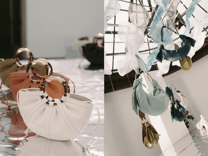 画像: （左）Coccinelle Shell、（右）Coccinelle Furoshiki