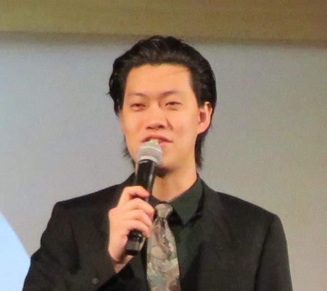 お笑いコンビ・霜降り明星のツッコミ担当、粗品さん（32）のユーチューブに注目が集まっています。