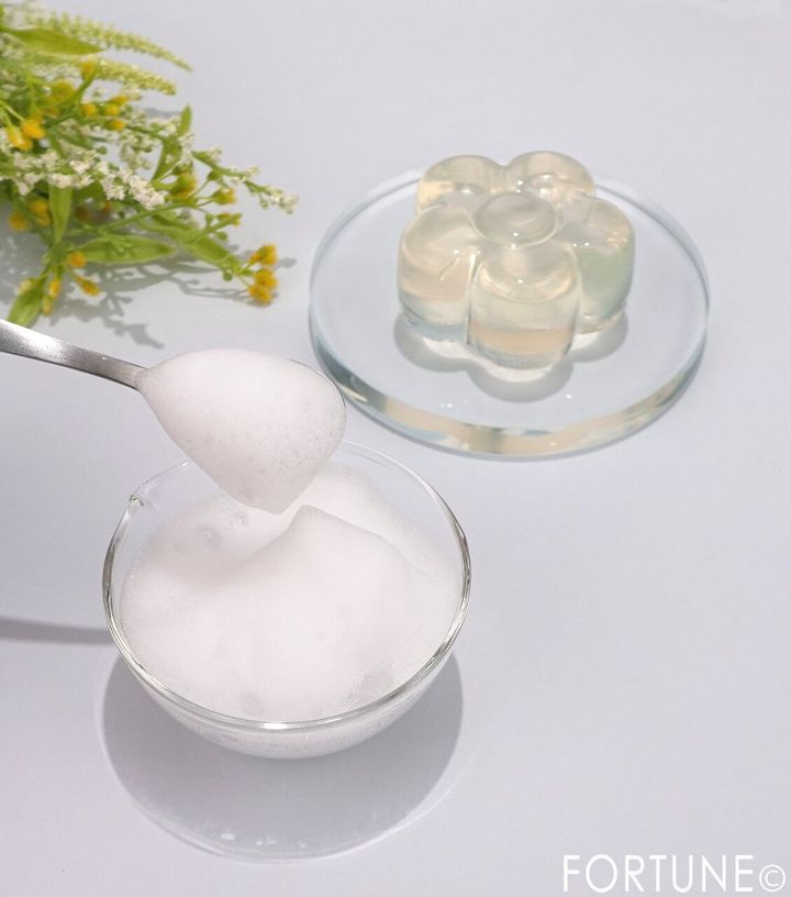 MARY QUANT（マリークヮント） 『モイスチャー...