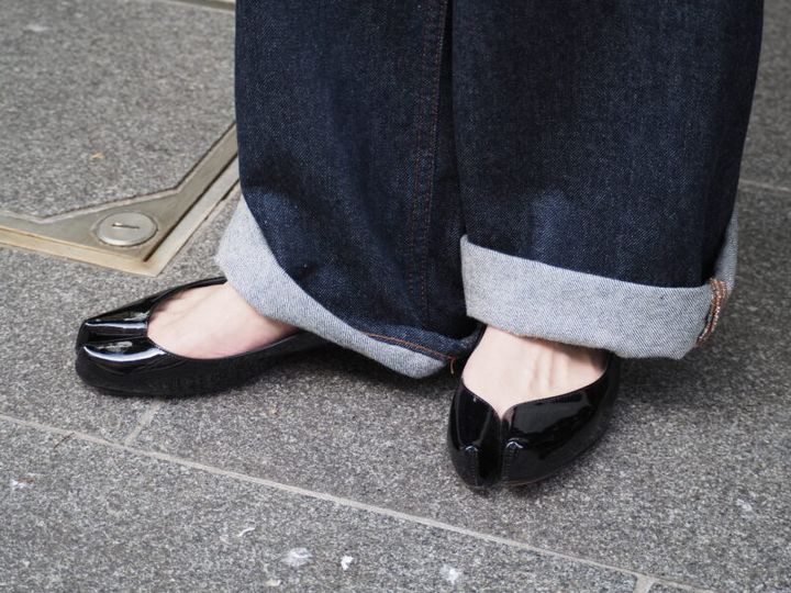 エナメルシューズ