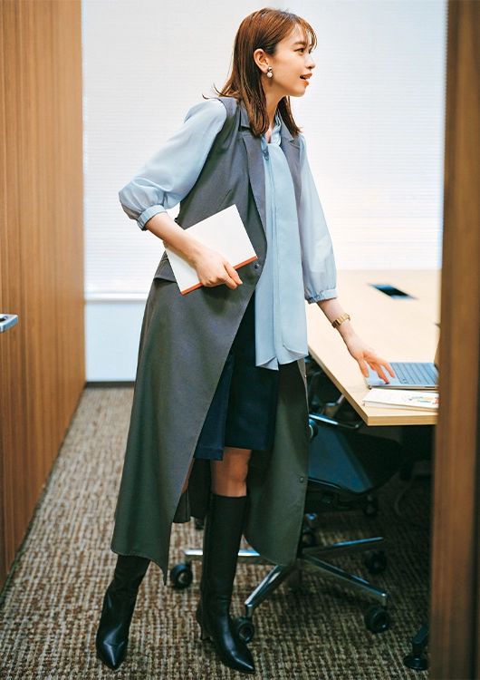 縦シルエットを意識したカジュアル通勤コーデ