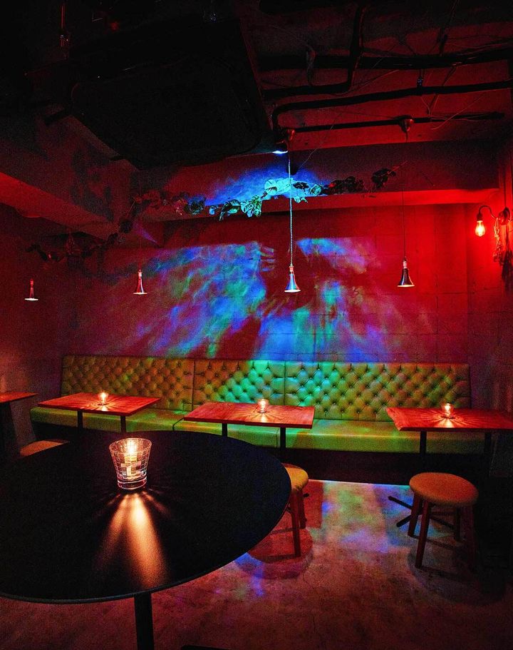 高田馬場『THE HISAKA』の内観