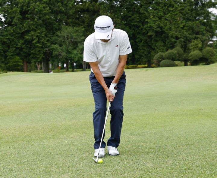 「ドライバーが苦手な人」は“右足体重”で解決！人気コーチが詳しくレッスン