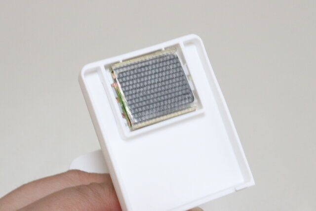 ダイソーの磁石付きラップ＆ティッシュホルダー（マグネット）