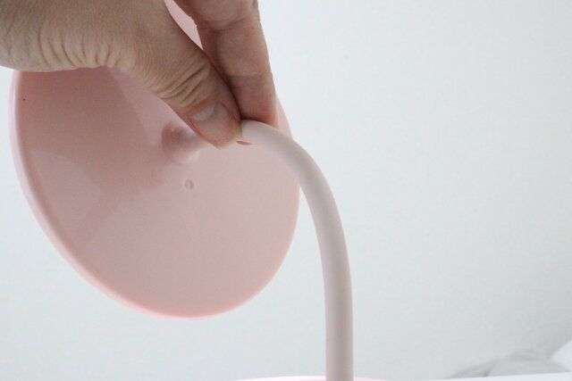 ダイソー トレー付スタンドミラー 角度調整