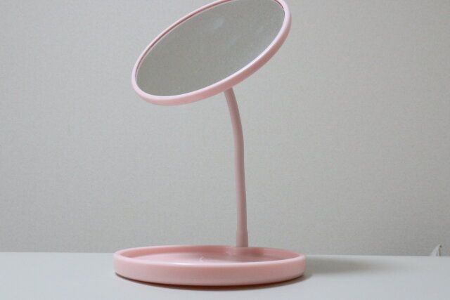 ダイソー トレー付スタンドミラー 完成