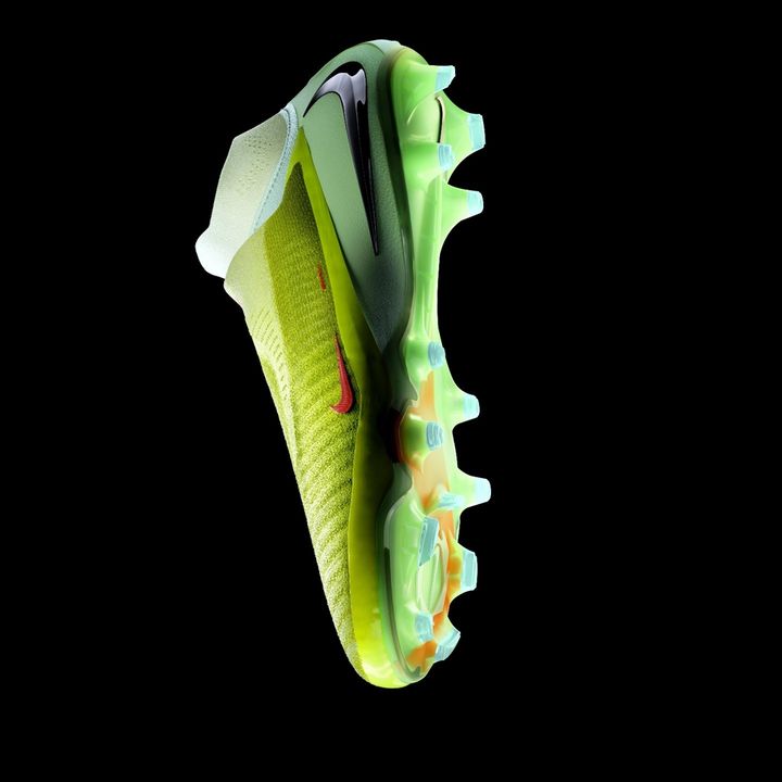 NIKE、2025秋冬の新作サッカースパイクが登場！“ボルトカラー”のコレクションは本日発売