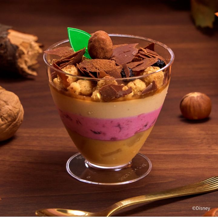 『チップ＆デール』 Trésor d’Automne／洋梨とベリーのミルクティーパルフェ