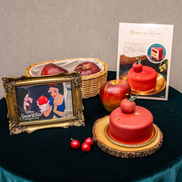 『白雪姫』 Pomme de Vérité／スパイス香るりんごとチーズババロアケーキ2