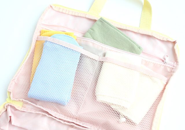 宝島社サンリオキャラクター圧縮収納ポーチ内ポケット