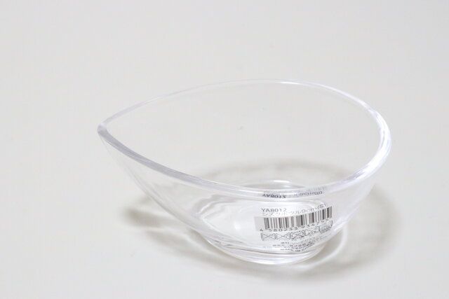 セリアのシズクボウル9cm S