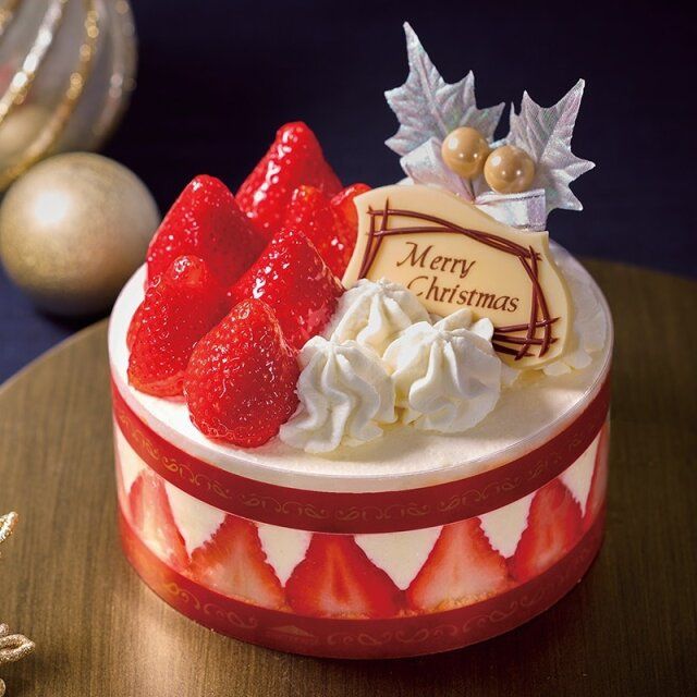 シャトレーゼ クリスマスケーキ 期間限定 Xmasプレミアム苺デコレーション13cm