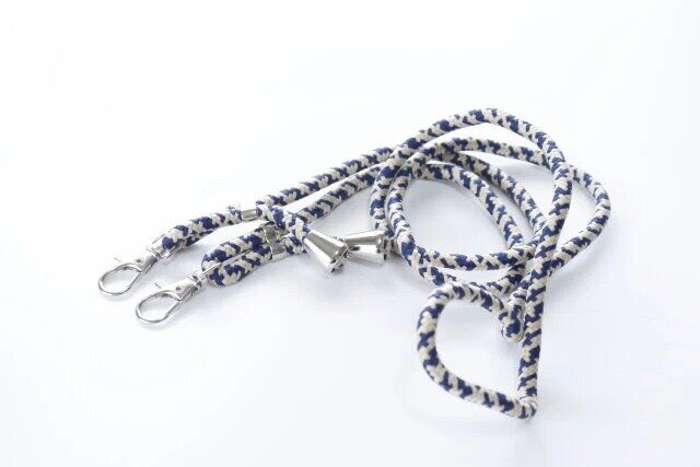 ダイソーのショルダーストラップ アウトドアコード