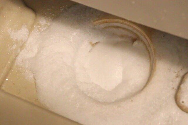 ダイソーの強力カビハイター お風呂の排水口そうじこれだけ2