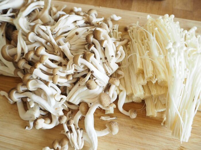 わが家の絶品常備菜！「きのこ焼き」の作り方。夜に仕込んで朝まで勝手においしくなってるレシピ♪