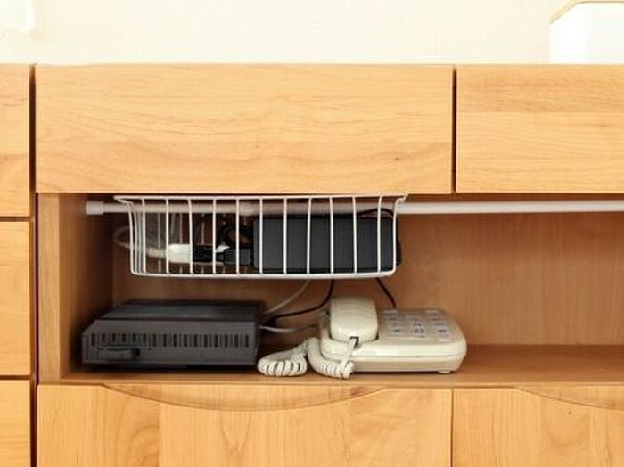 【100均】突っ張り棒とワイヤーラックで超簡単！ごちゃつきスペースが驚くほどスッキリ♪