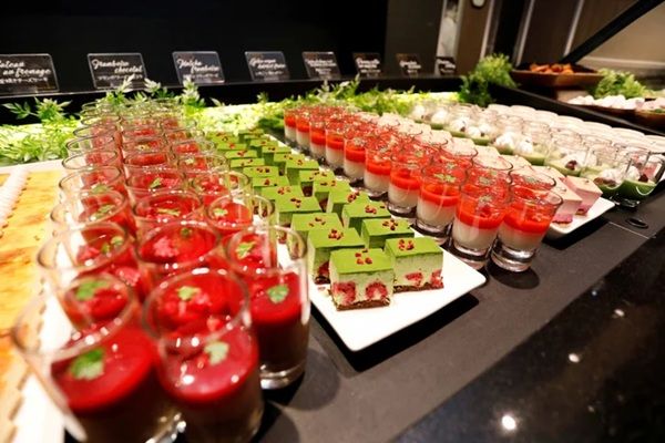 焼き肉やジェラートが食べ放題！「プレミアムカルビ」に、10·11月限定のジェラートが登場