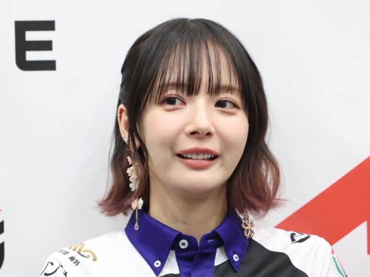 KADOKAWAサクラナイツの岡田紗佳 クランクイン！ 写真：高野広美 width=