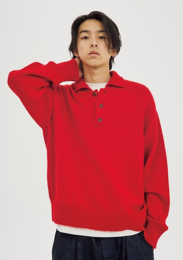 トーン × シティ アンビエント プロダクツの赤ニット