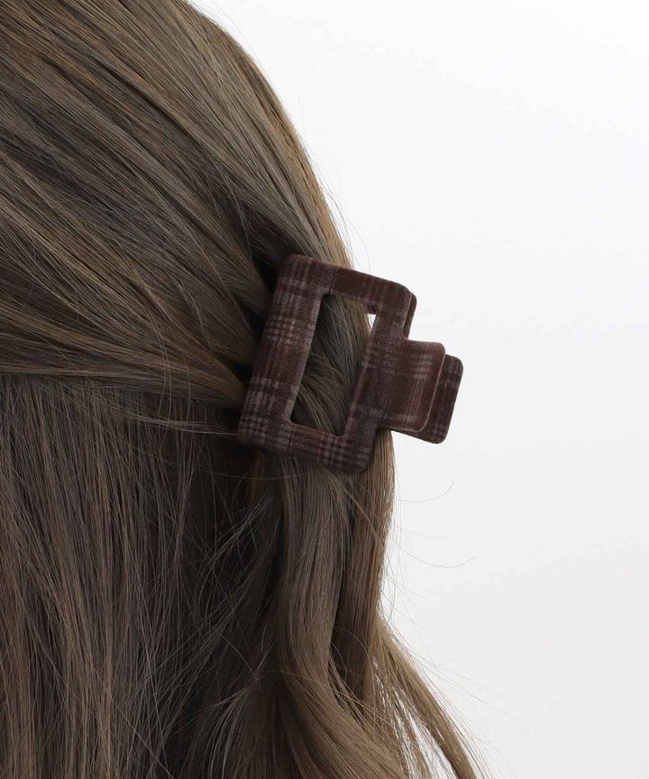 画像1: 出典：3COINS