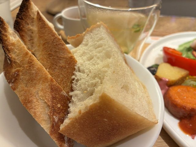 スタッフお任せカットパン