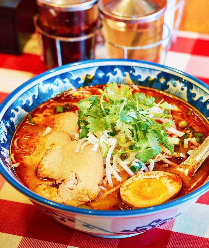 西早稲田『ティーヌン 西早稲田本店』の「トムヤムラーメン」