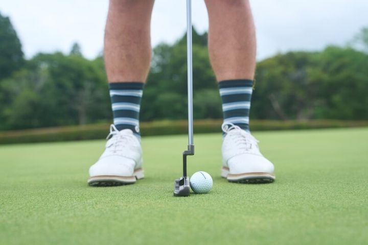パットで“良い転がり”を生むコツとは？人気コーチが解説