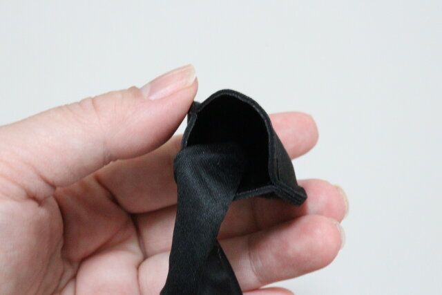 収納ポーチ付メガネ拭き 構造