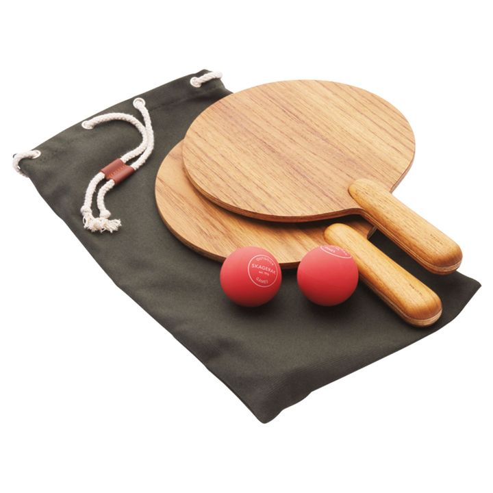 「ビーチテニス」 ¥27,280／FRITZ HANSEN （フリッツ・ハンセン 東京）