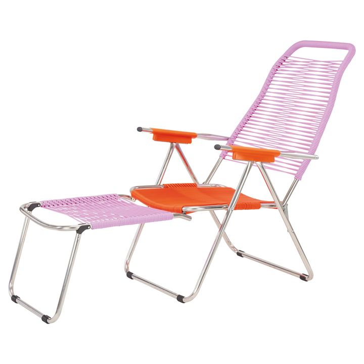 「スパゲッティ アウトドア ラウンジチェア」（ピンク／オレンジ） ¥55,000／FIAM （モマ デザインストア オンラインストア）