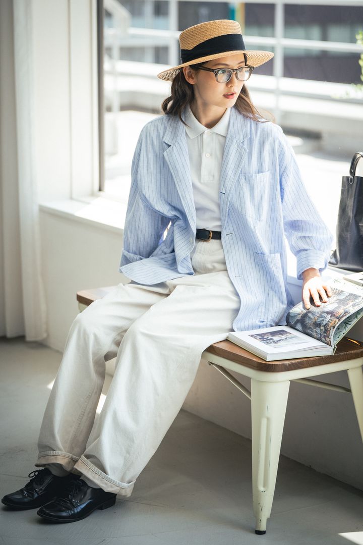 秋晴れの日に活躍させたい「薄手のはおり」を使ったコーデ2選。軽やかに、それでいてきりっと着るのがカギ【FUDGE FRIEND おしゃれさんの毎日コーディネート｜うさみ】