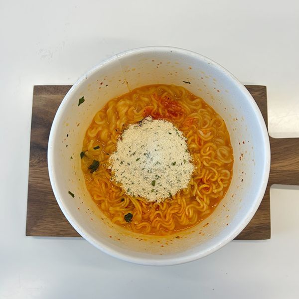 辛ラーメンから登場『トゥーンバ』調理後