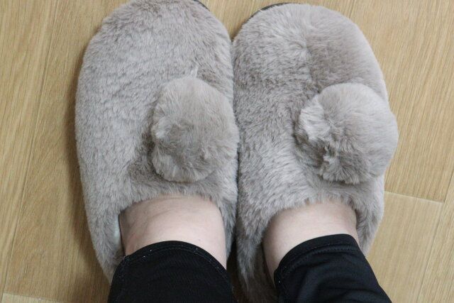 ダイソーの外でも履けるスリッパ（ぽんぽん）4