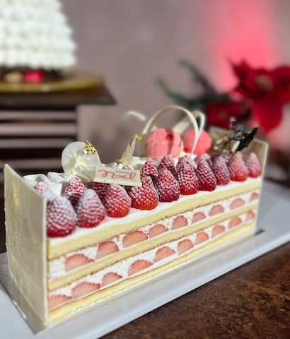 横浜ベイシェラトンの「2025クリスマスケーキ」