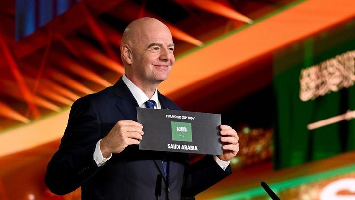 W杯の夏開催は暑すぎる…世界サッカー会長が宣言「毎回同じ時期に開催するなら、3月か10月」