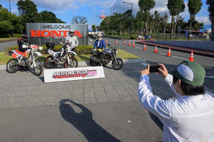 フレディ・スペンサーがCB1000Fに乗った！ Honda モーターサイクル ホームカミング 熊本 2025