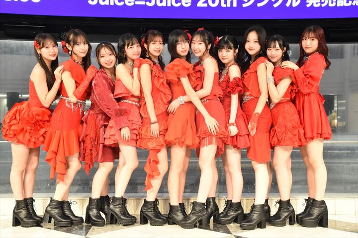 Juice=Juice、20thシングル「四の五の言わず颯(さっ)と別れてあげた/盛れ!ミ・アモーレ」発売記念イベントに登場 クランクイン！ width=