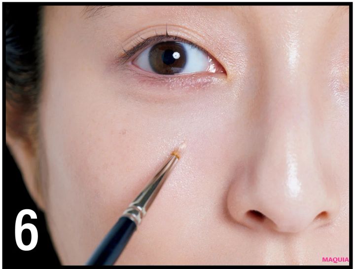 鈴木えみ ベースメイク AI肌 極細ブラシで肌悩みをピンポイントにカバー