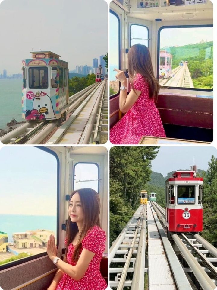 韓国で海沿いを走る小さな列車「スカイカプセル」