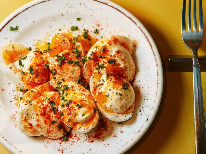 神泉『ル・ブション・オガサワラ』の「ウフマヨネーズ」