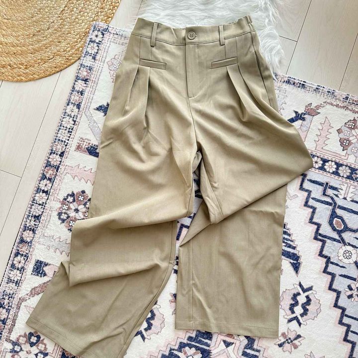 画像: タックパンツ