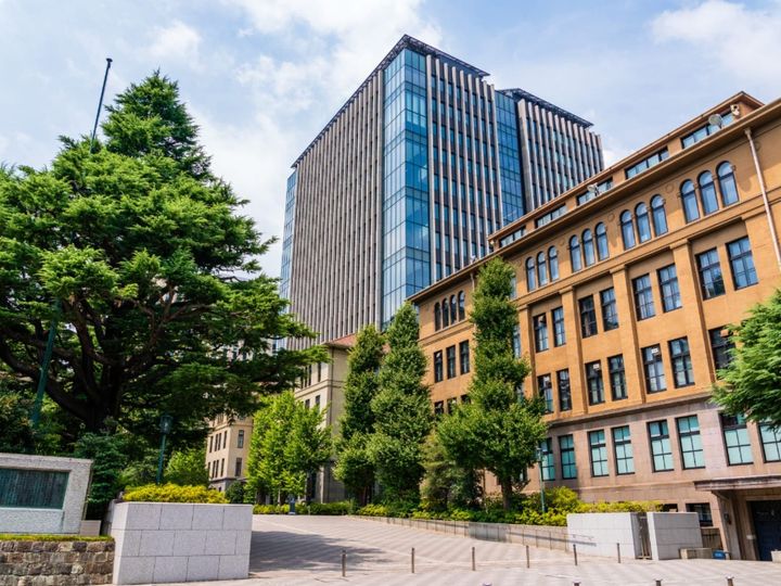 All About ニュース編集部が全国300人を対象に実施した「早慶上理に関するアンケート」の調査結果から、「早慶上理の中で最も子どもを進学させたい大学」ランキングを発表！ 2位「早稲田大学」を抑えた1位は？