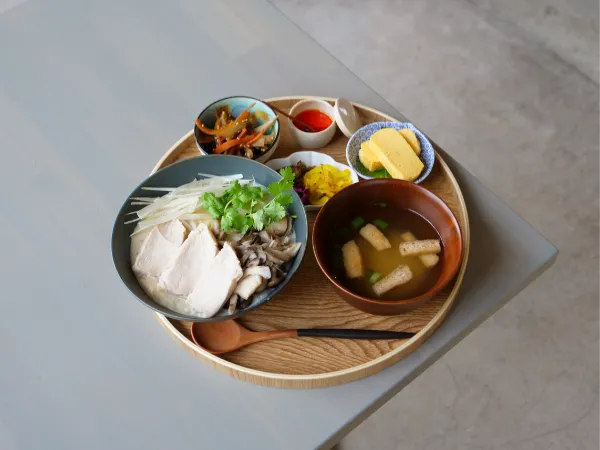 東京・表参道のベーカリーカフェ「パンとエスプレッソと」の和食ブランド「和レ和レ和 湘南食堂」の日本のごはんイメージ