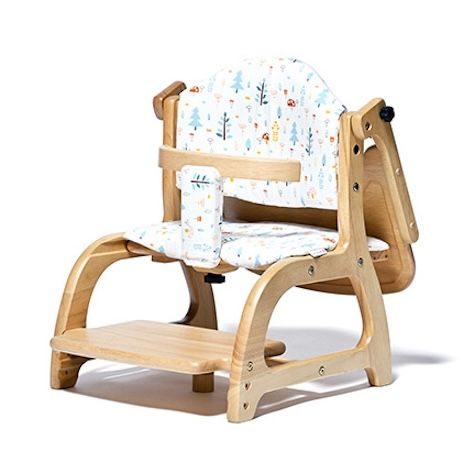 正しい姿勢で座れる子ども用「すくすくローチェア」リニューアル。成長に合わせて調節できる！